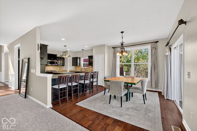 11058 Stoneleigh Drive, Noblesville, IN 46060