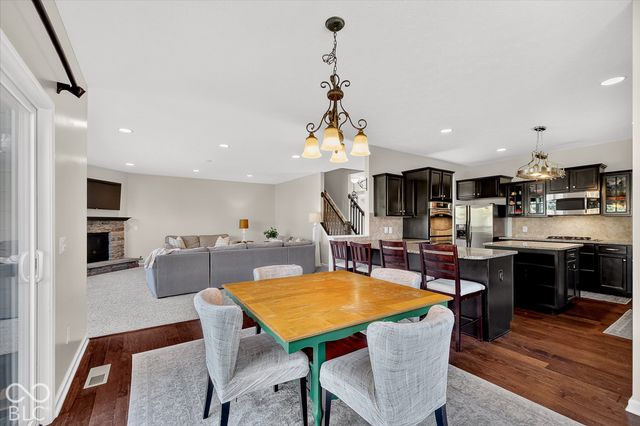 11058 Stoneleigh Drive, Noblesville, IN 46060