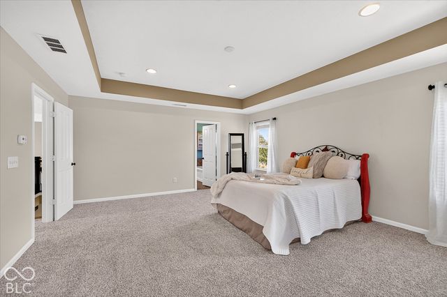 11058 Stoneleigh Drive, Noblesville, IN 46060