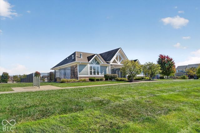 11058 Stoneleigh Drive, Noblesville, IN 46060