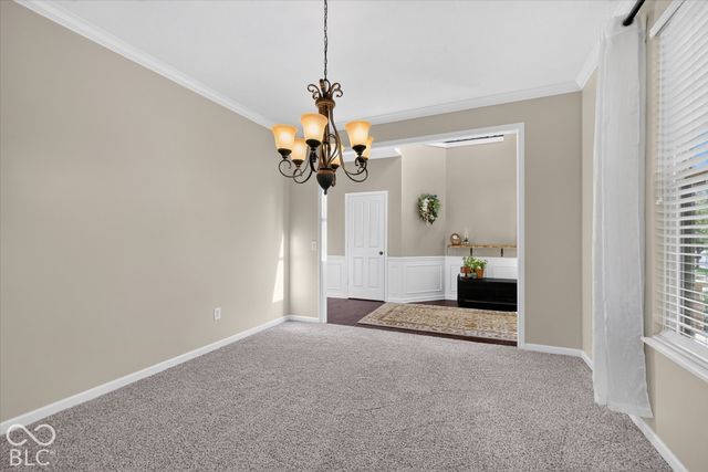 11058 Stoneleigh Drive, Noblesville, IN 46060