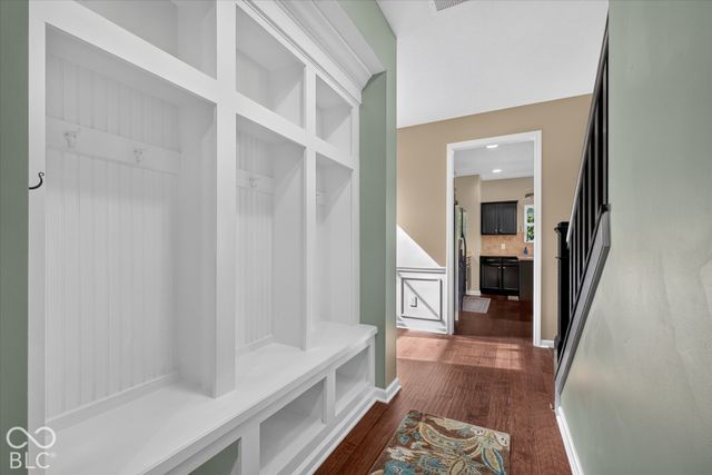 11058 Stoneleigh Drive, Noblesville, IN 46060