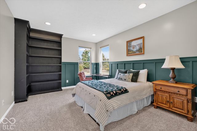 11058 Stoneleigh Drive, Noblesville, IN 46060