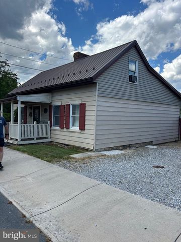 245 E LIBERTY STREET, Chambersburg, PA 17201