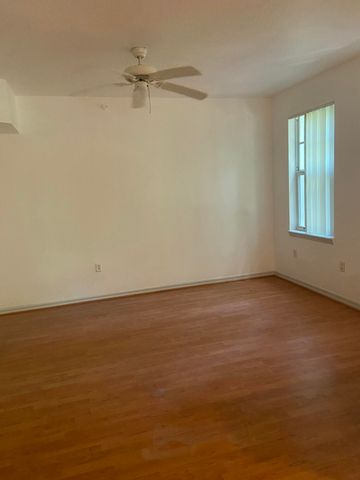 6924 W Sample Road 6924, Coral Springs, FL 33067