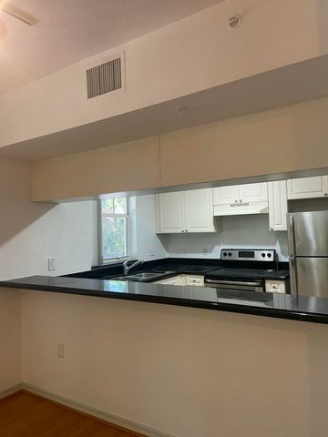 6924 W Sample Road 6924, Coral Springs, FL 33067