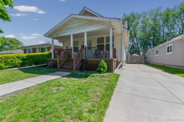 1127 Detroit Avenue, Lincoln Park, MI 48146