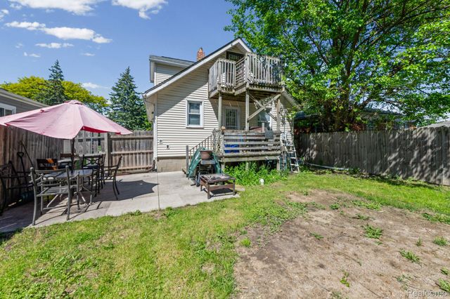 1127 Detroit Avenue, Lincoln Park, MI 48146