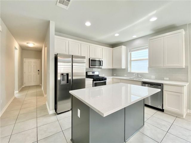 2112 Pecan Island DR, Leander, TX 78641