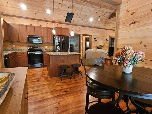 211 Winding Brook Trail, Morganton, GA 30560