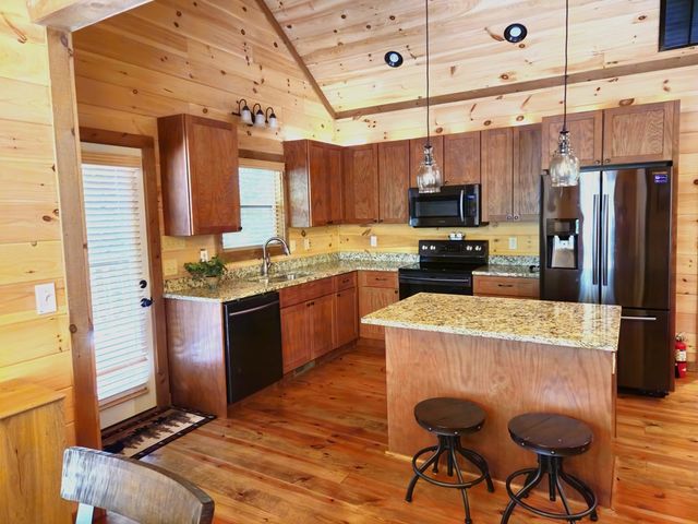 211 Winding Brook Trail, Morganton, GA 30560