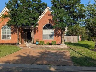 7851 BRADY CREEK CV, Memphis, TN 38016