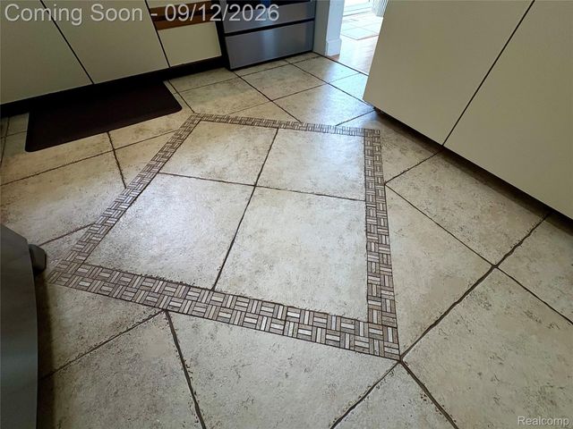 3311 Blaine Street, Trenton, MI 48183