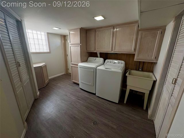 3311 Blaine Street, Trenton, MI 48183