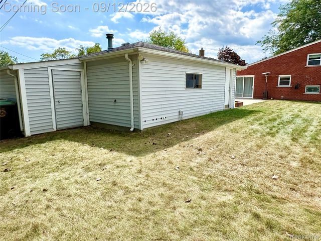 3311 Blaine Street, Trenton, MI 48183