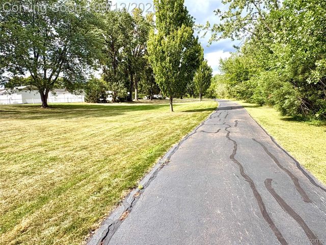 3311 Blaine Street, Trenton, MI 48183