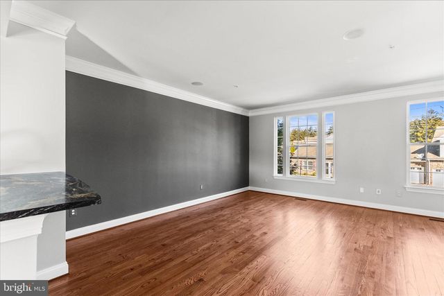 854 BLOSSOM DR, Hanover, PA 17331