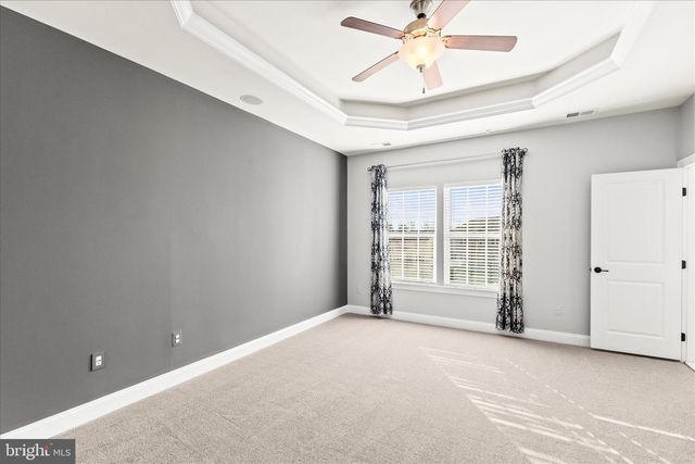 854 BLOSSOM DR, Hanover, PA 17331