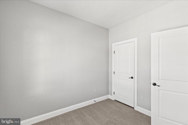 854 BLOSSOM DR, Hanover, PA 17331