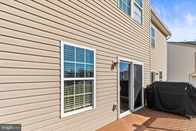 854 BLOSSOM DR, Hanover, PA 17331