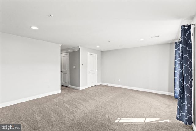 854 BLOSSOM DR, Hanover, PA 17331