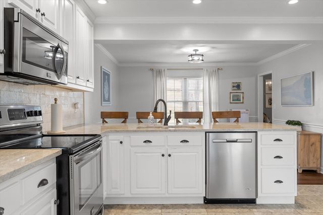 1124 Fieldstone Drive, Hixson, TN 37343