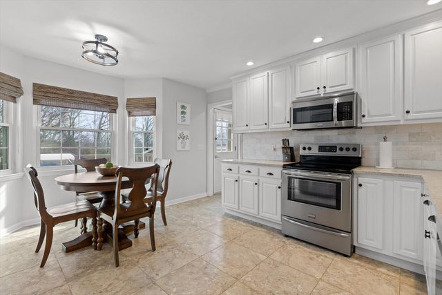 1124 Fieldstone Drive, Hixson, TN 37343