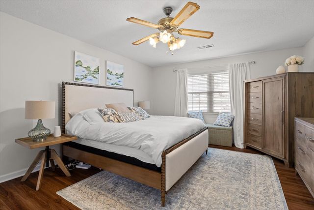 1124 Fieldstone Drive, Hixson, TN 37343