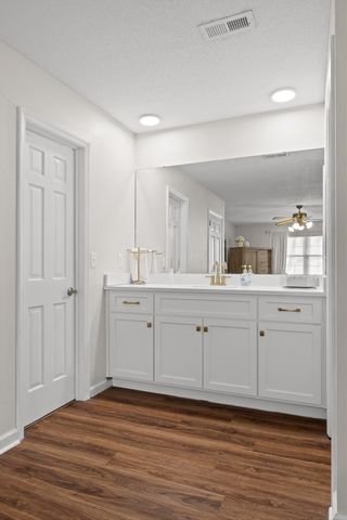 1124 Fieldstone Drive, Hixson, TN 37343