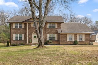 1124 Fieldstone Drive, Hixson, TN 37343