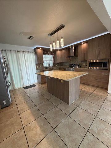 101 GARDENIA ROAD, Kissimmee, FL 34743