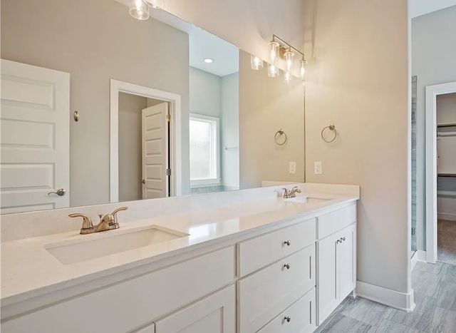 2680 S Cobalt Avenue, Fayetteville, AR 72701