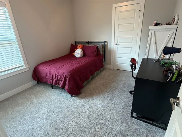 2680 S Cobalt Avenue, Fayetteville, AR 72701
