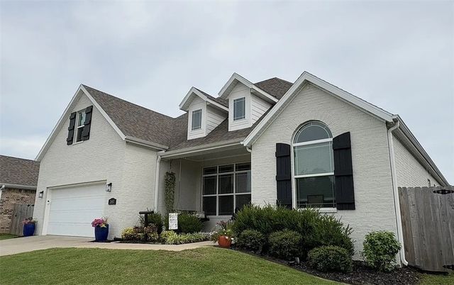 2680 S Cobalt Avenue, Fayetteville, AR 72701