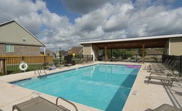 2680 S Cobalt Avenue, Fayetteville, AR 72701
