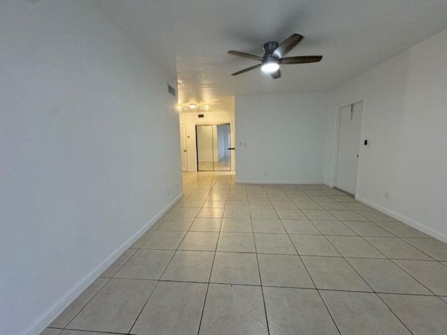 3601 Van Buren St 9, Hollywood, FL 33021