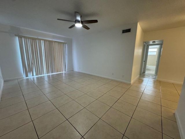 3601 Van Buren St 9, Hollywood, FL 33021