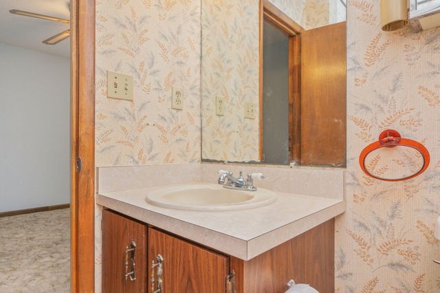 422 Fleetwood Drive, Mary Esther, FL 32569