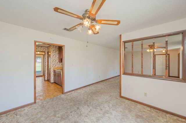 422 Fleetwood Drive, Mary Esther, FL 32569