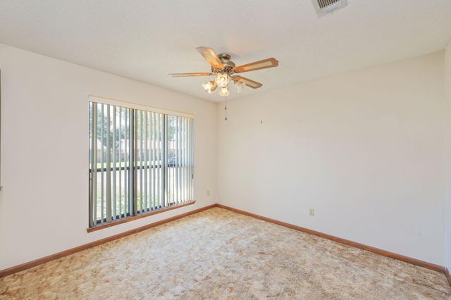 422 Fleetwood Drive, Mary Esther, FL 32569