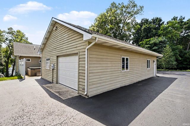 11680 Jefferson Road, Osceola, IN 46561