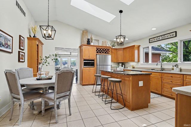 11680 Jefferson Road, Osceola, IN 46561