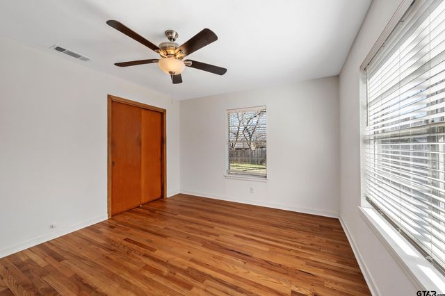 112 Lakeview St., Whitehouse, TX 75791