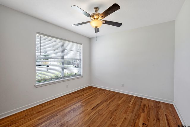 112 Lakeview St., Whitehouse, TX 75791