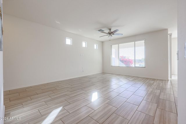 16914 S 180TH Avenue, Goodyear, AZ 85338