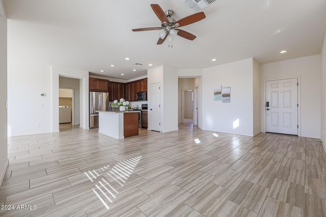 16914 S 180TH Avenue, Goodyear, AZ 85338