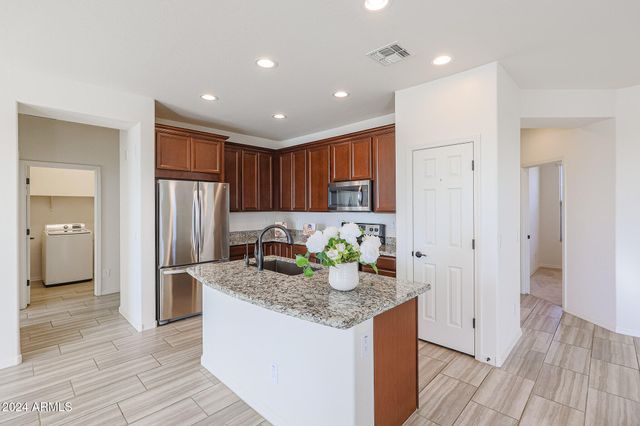 16914 S 180TH Avenue, Goodyear, AZ 85338
