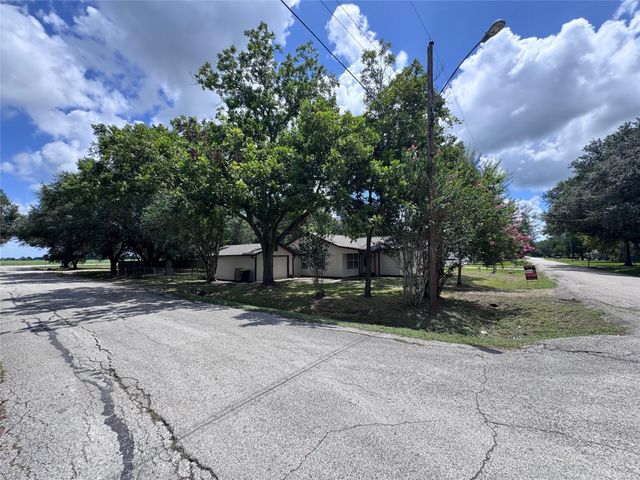 7903 Church Street, Needville, TX 77461