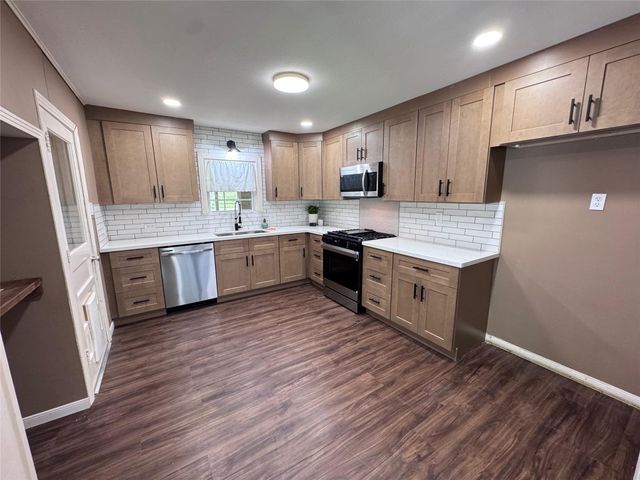 7903 Church Street, Needville, TX 77461