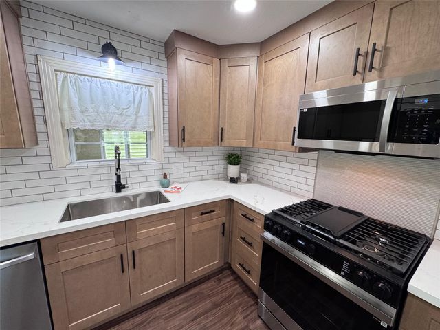 7903 Church Street, Needville, TX 77461